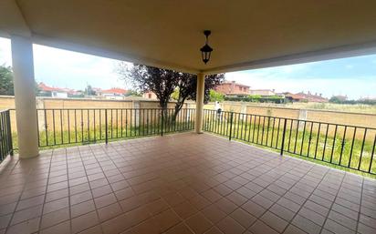 Terrace of Single-family semi-detached for sale in Villamayor  with Terrace