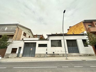Nau industrial en venda a Carrer Jaume Balmes 17