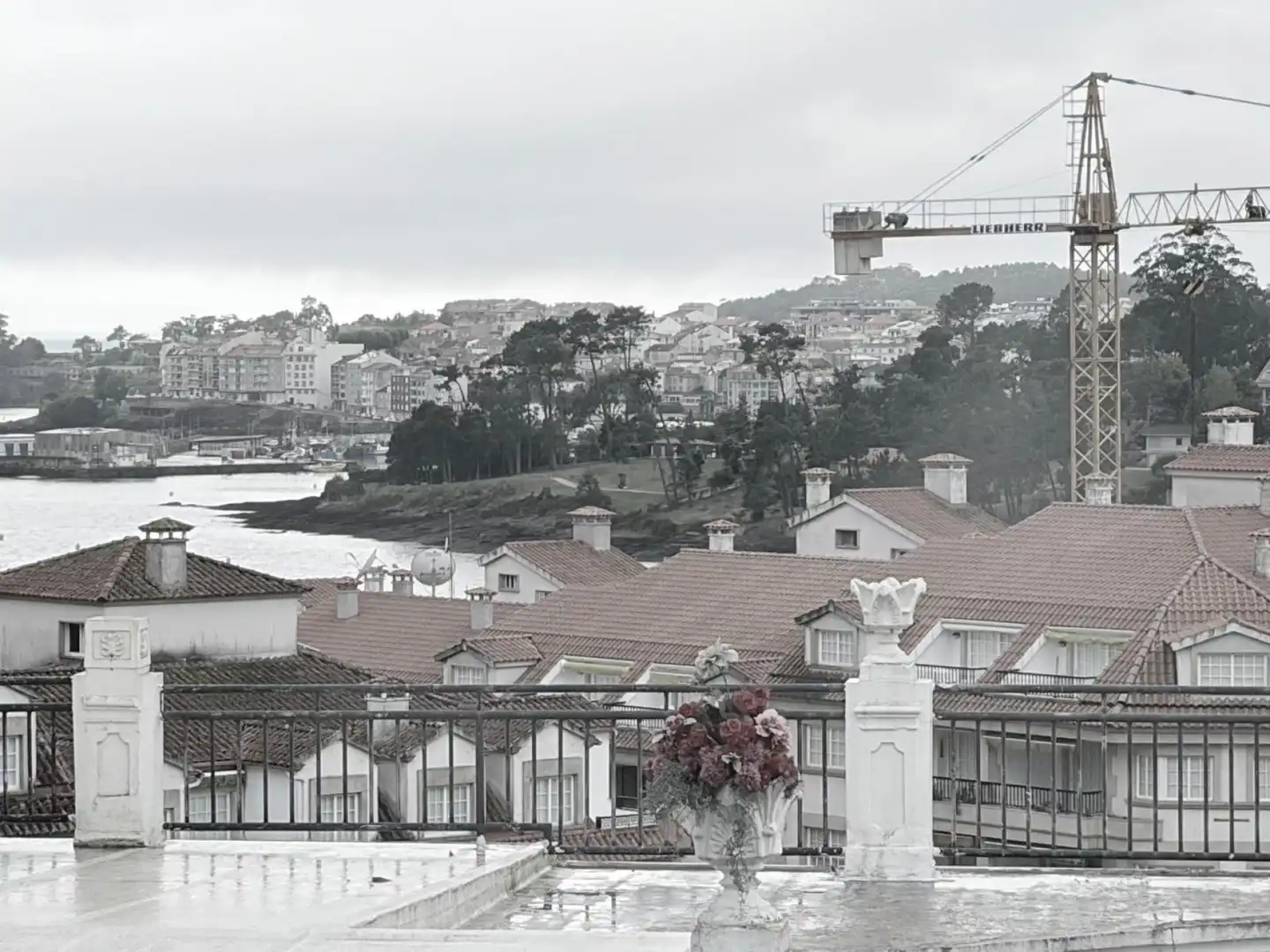 Exterior view of Flat for sale in Sanxenxo  with Air Conditioner and Heating