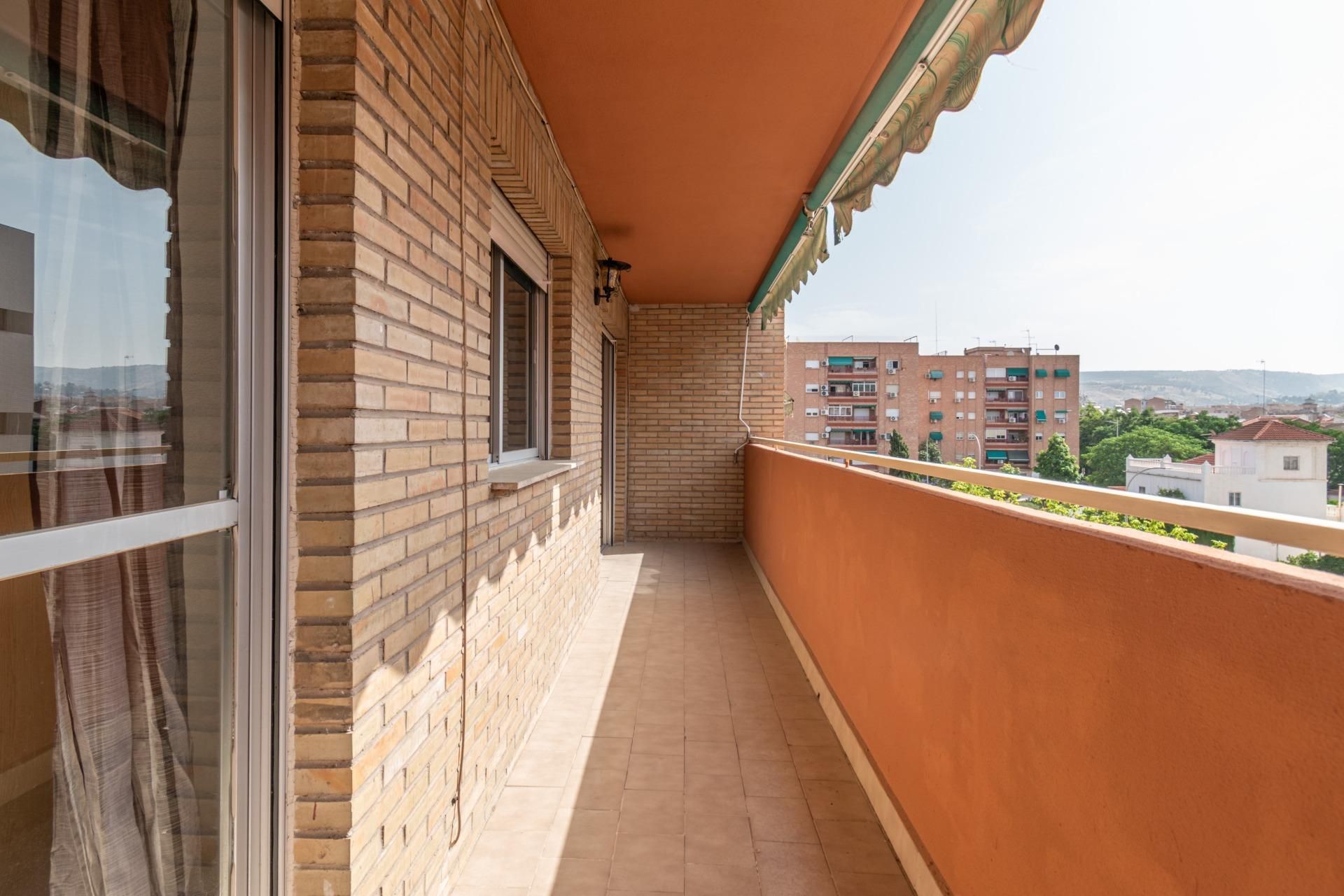 Terrassa de Pis en venda en  Granada Capital amb Terrassa i Balcó