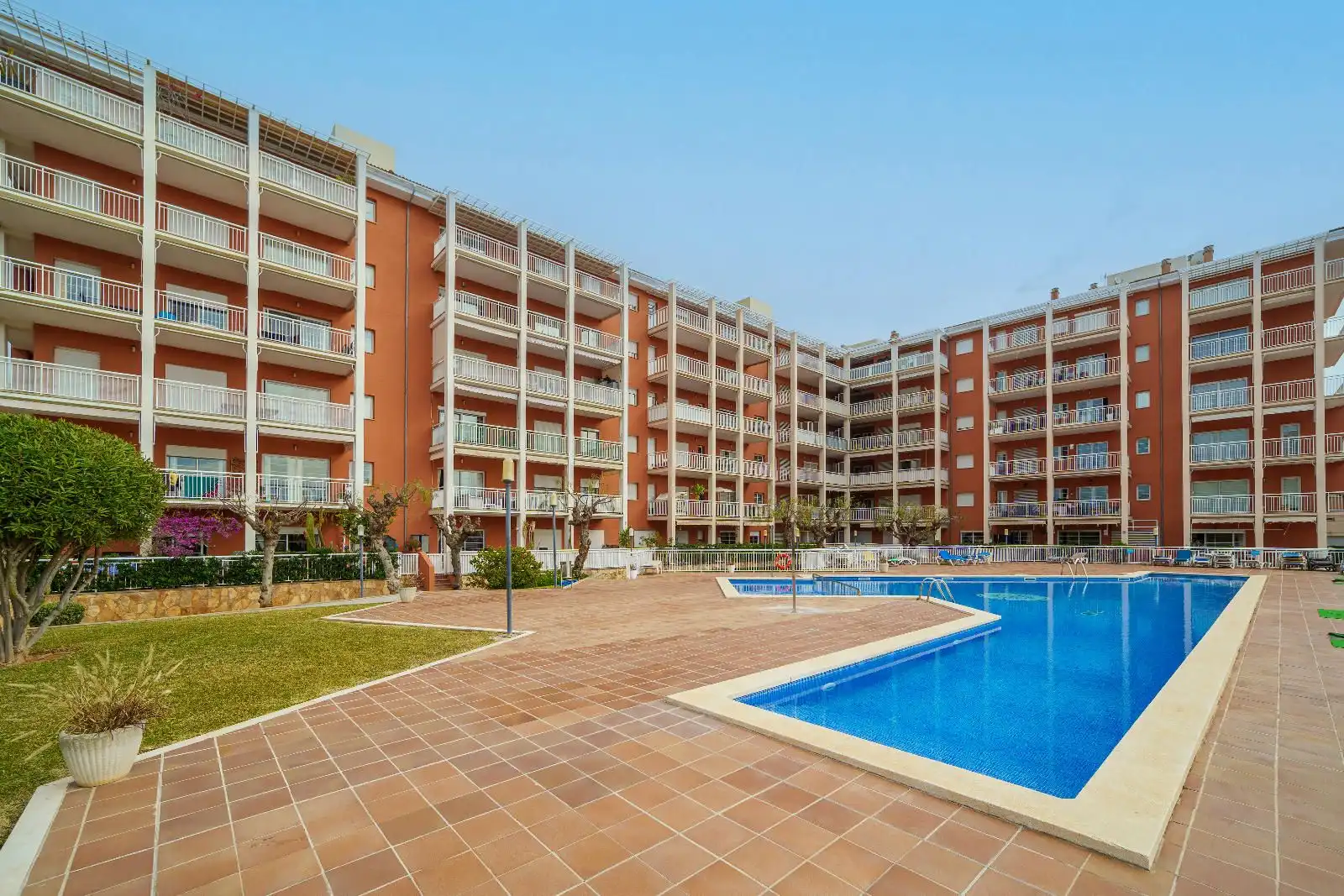Piscina de Apartamento en venta en Alcúdia con Aire acondicionado, Calefacción y Jardín privado