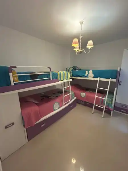 Habitación de Planta baja en venta en Fuengirola con Aire acondicionado, Trastero y Microondas