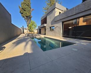Swimming pool of House or chalet to rent in Marbella  with Private garden, Terrace and Alarm