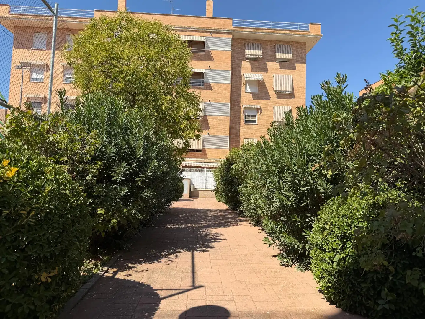 Pis amb piscina de lloguer a Calle Doctor Fleming 1, imagen 14