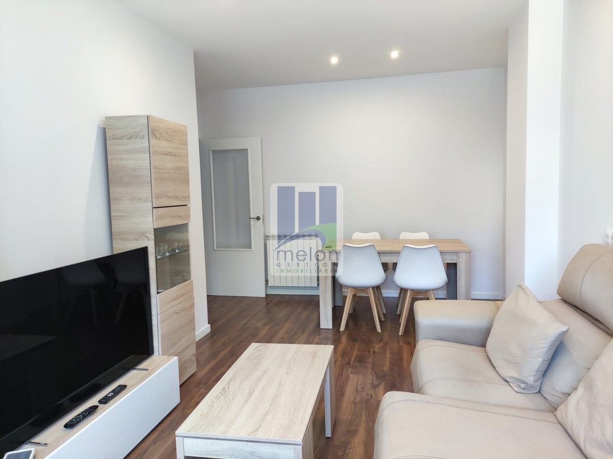 Sala de estar de Piso en venta en Burgos Capital con Trastero