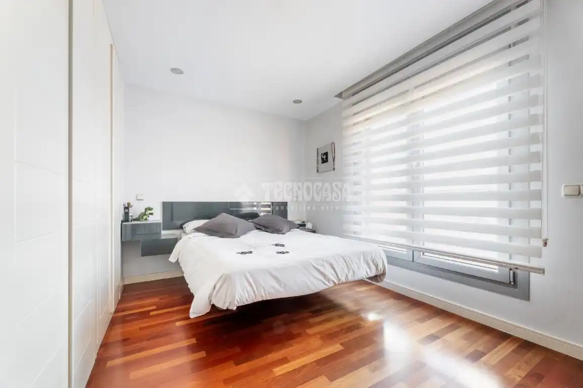 Bedroom of Houses for sale in Torrelodones  with Air Conditioner, Private garden and Terrace