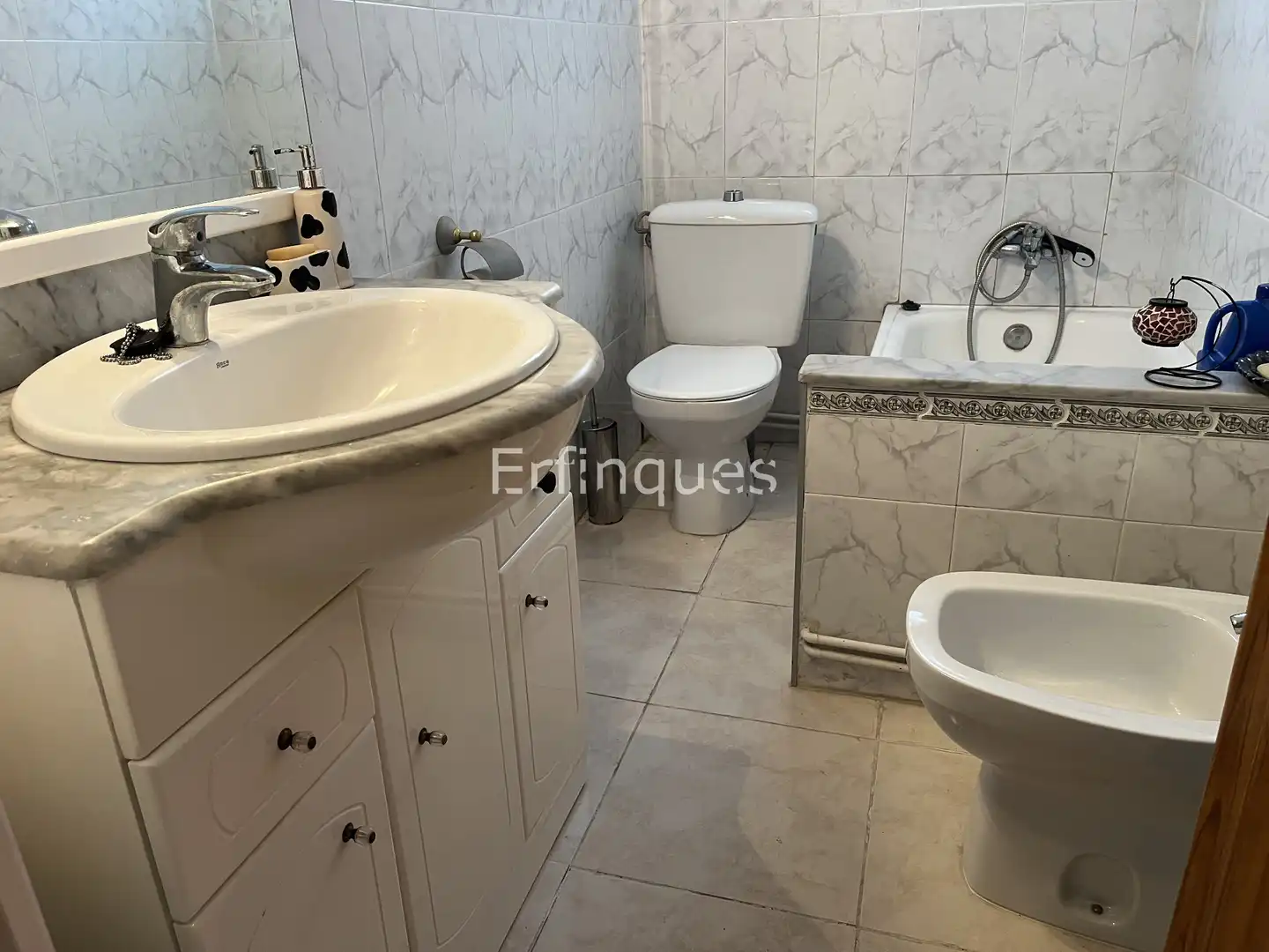 Badezimmer von Haus oder Chalet zum Verkauf in Viladecavalls mit Klimaanlage, Heizung und Privatgarten