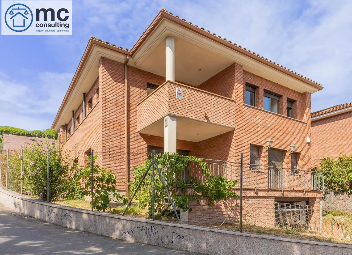Exterior view of Houses for sale in Mataró  with Heating, Private garden and Terrace