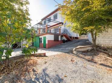 Villa con piscina in vendita a Calle de Emilio Muñoz