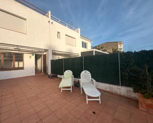 Terrasse von Einfamilien-Reihenhaus miete in Empuriabrava mit Terrasse