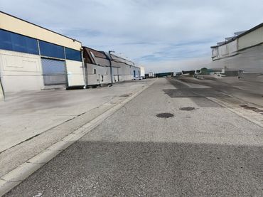 Industrial building for sale in Villariezo
