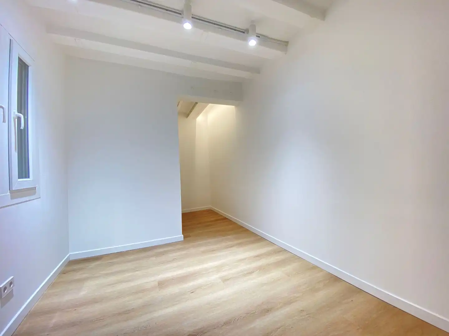 Piso en venta en Barcelona con Aire acondicionado, Calefacción y Parquet