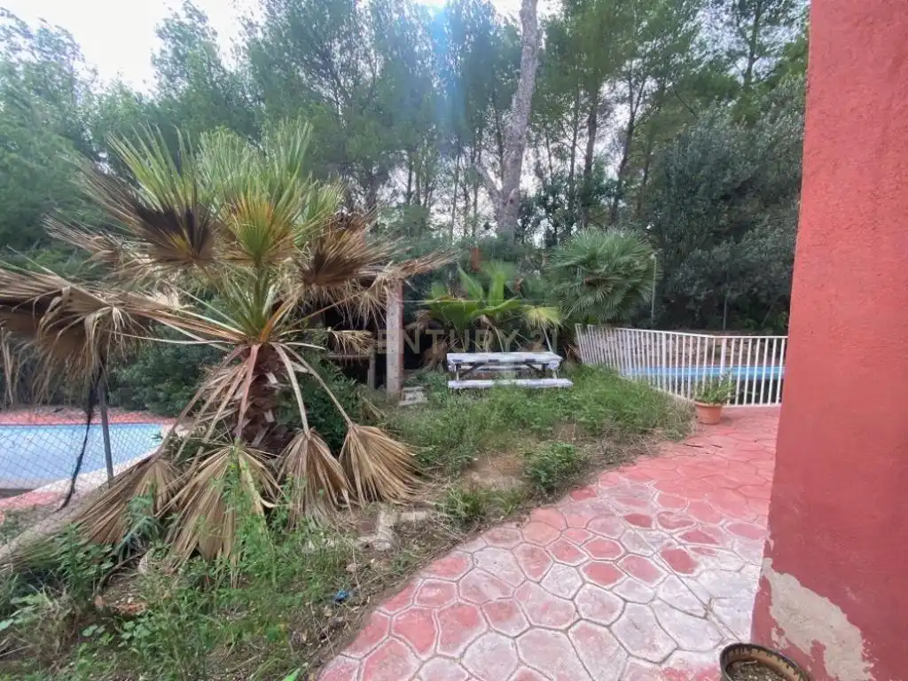 Jardín de Casa o chalet en venta en Chiva con Jardín privado, Trastero y Balcón