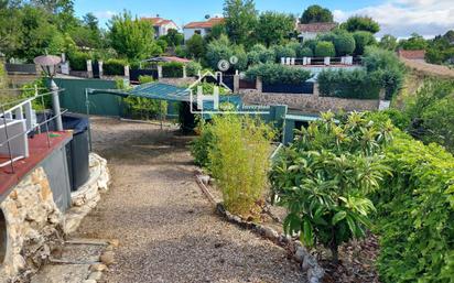 Jardí de Casa o xalet en venda en Hita amb Aire condicionat i Piscina