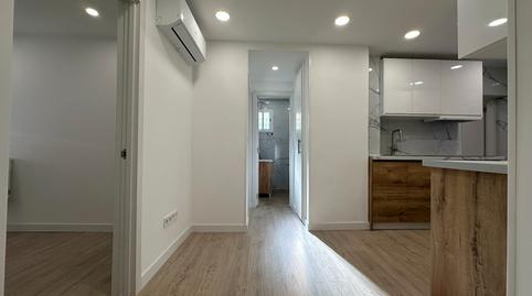 Foto 3 de Piso en venta en Calle Almonacid, Numancia, Madrid