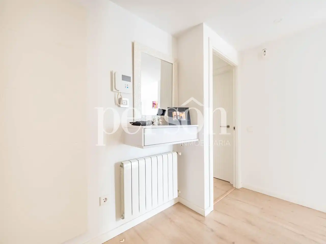 Habitación de Piso en venta en Valencia con Aire acondicionado, Calefacción y Balcón