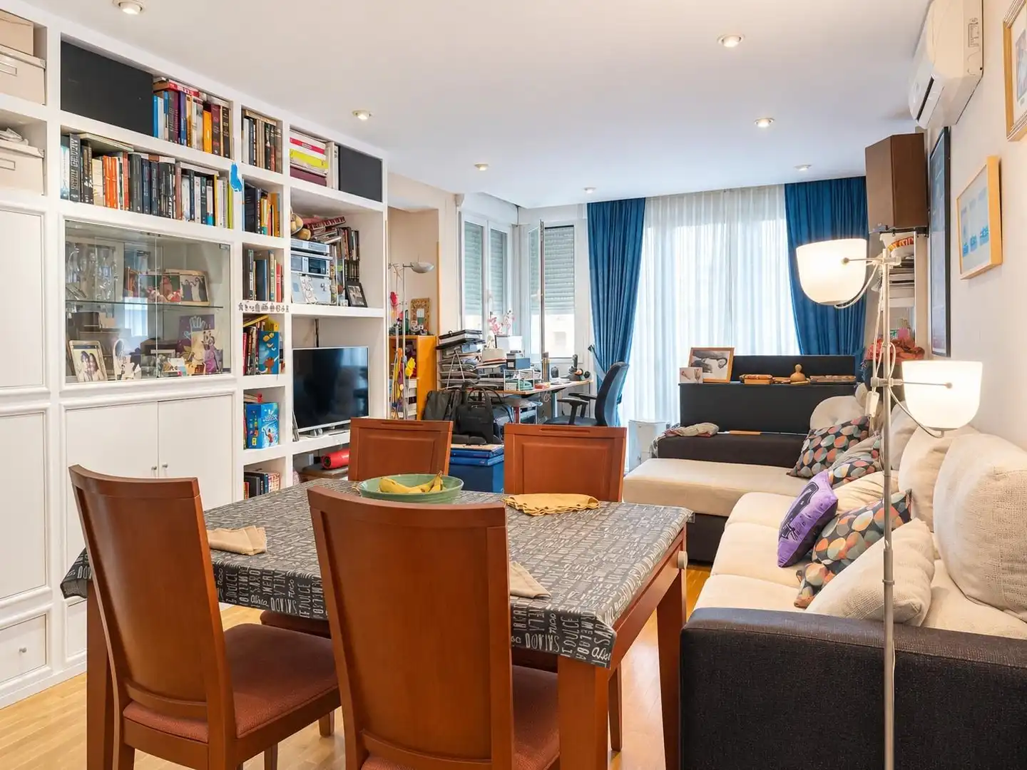 Sala de estar de Piso en venta en Madrid con Aire acondicionado, Calefacción y Parquet