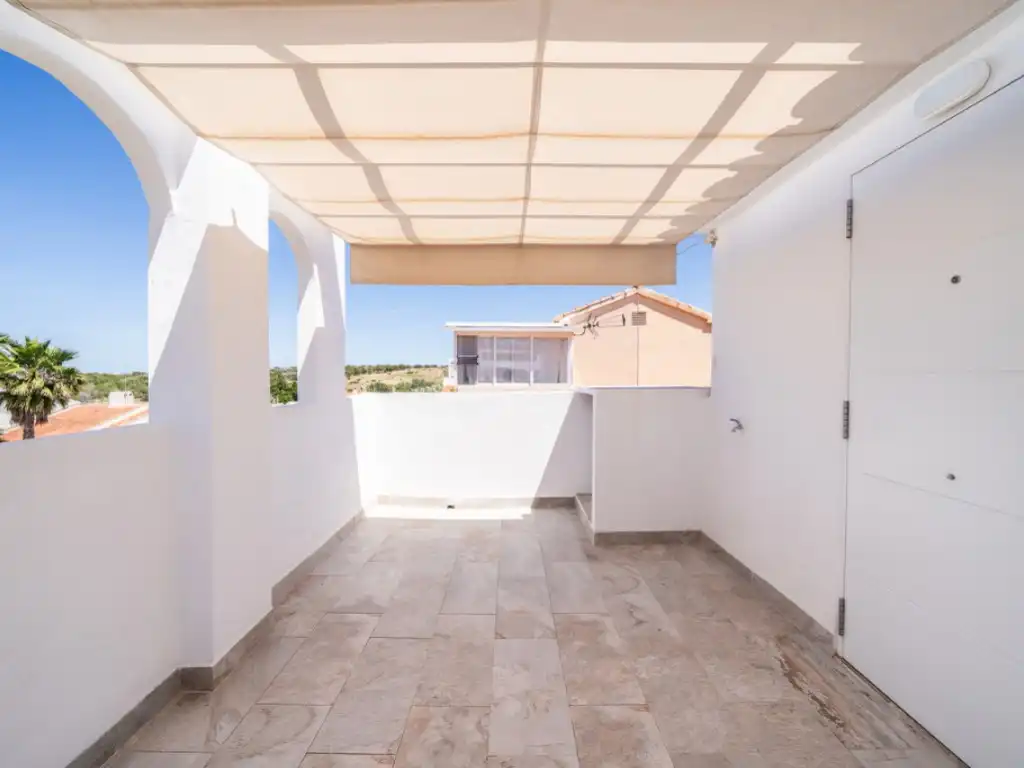 Terrassa de Apartament en venda en Torrevieja amb Aire condicionat i Piscina