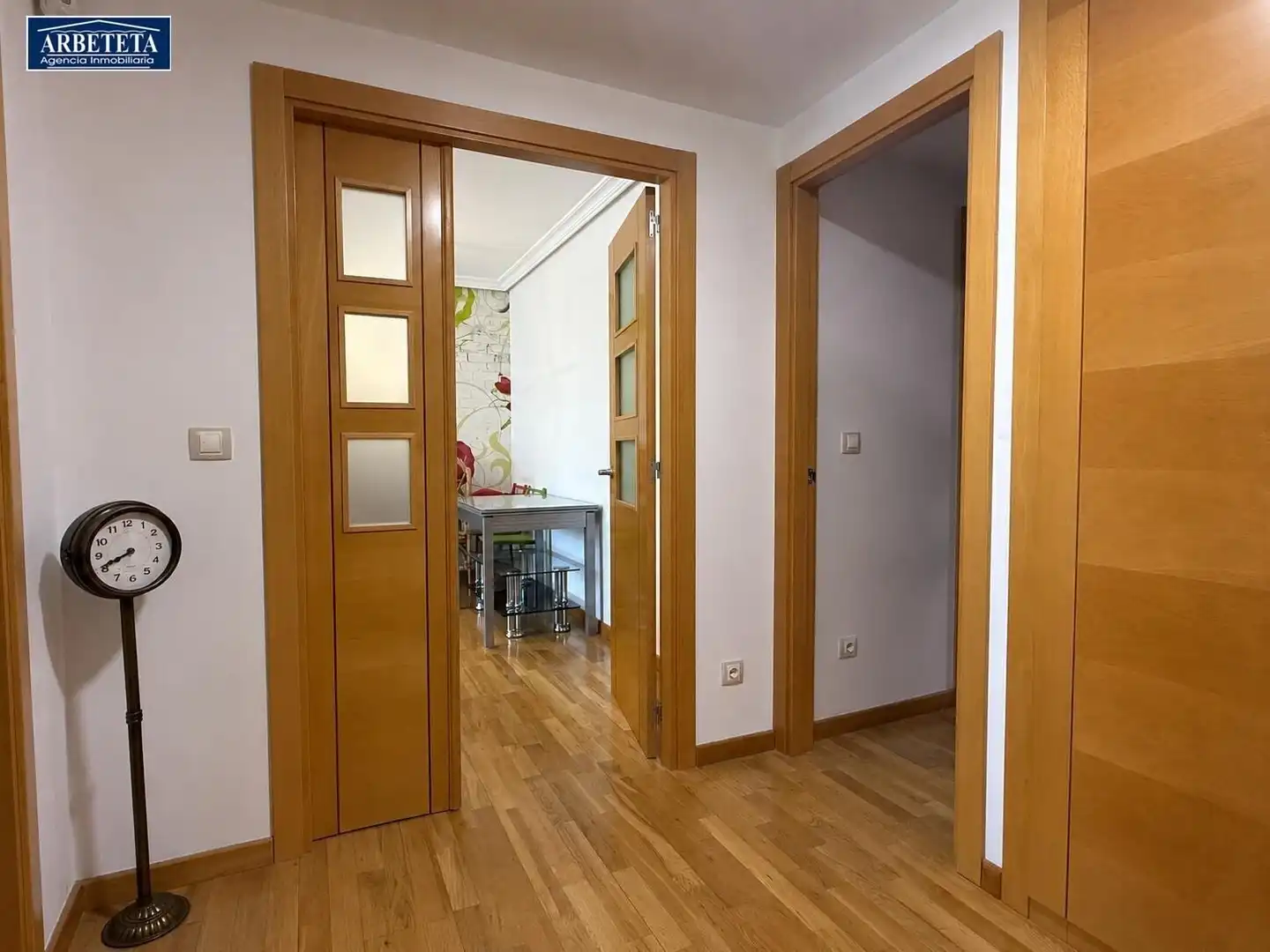 Wohnung zum Verkauf in Yebes mit Heizung, Terrasse und Abstellraum
