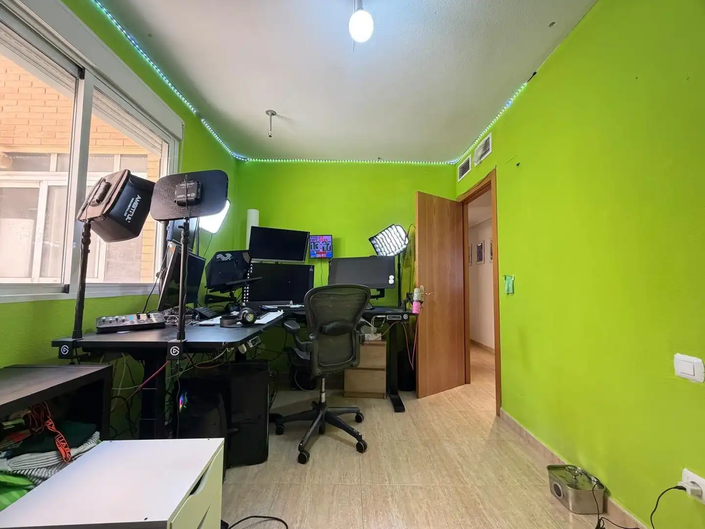 Piso en venta en Alicante / Alacant con Aire acondicionado y Piscina comunitaria