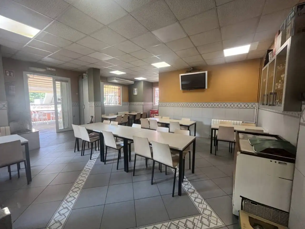 Local commercial à vendre à Avenida Bernat calbó, imagen 2
