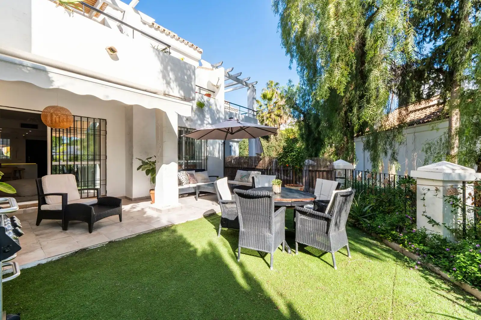 Jardí de Apartament en venda en Marbella amb Jardí privat, Terrassa i Moblat
