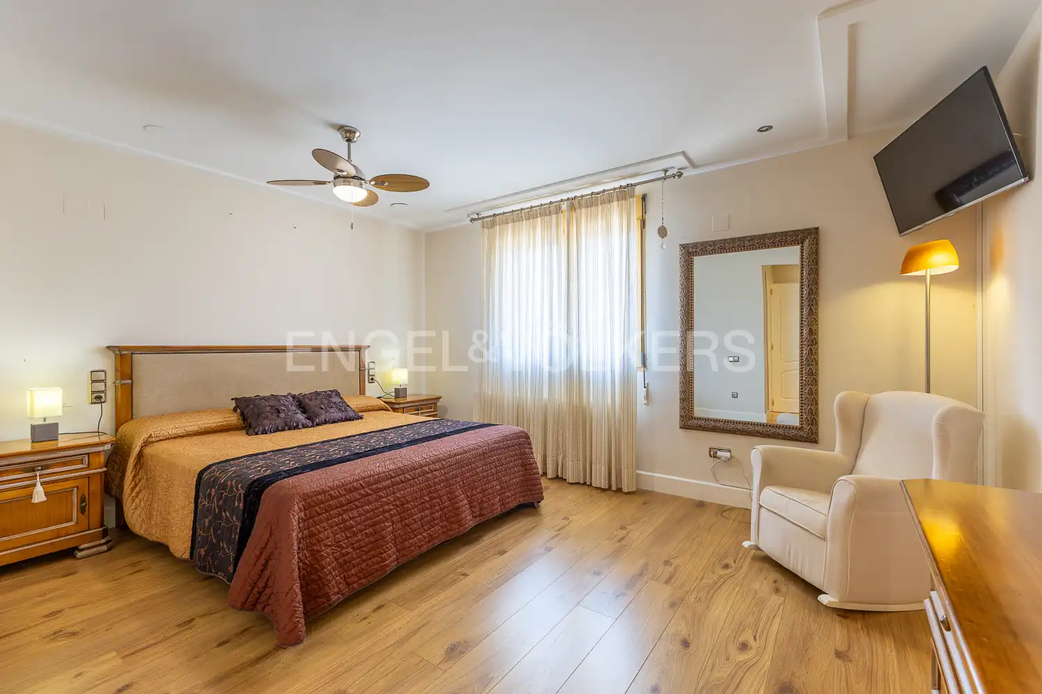 Bedroom of Houses for sale in Ontinyent  with Air Conditioner, Heating and Private garden