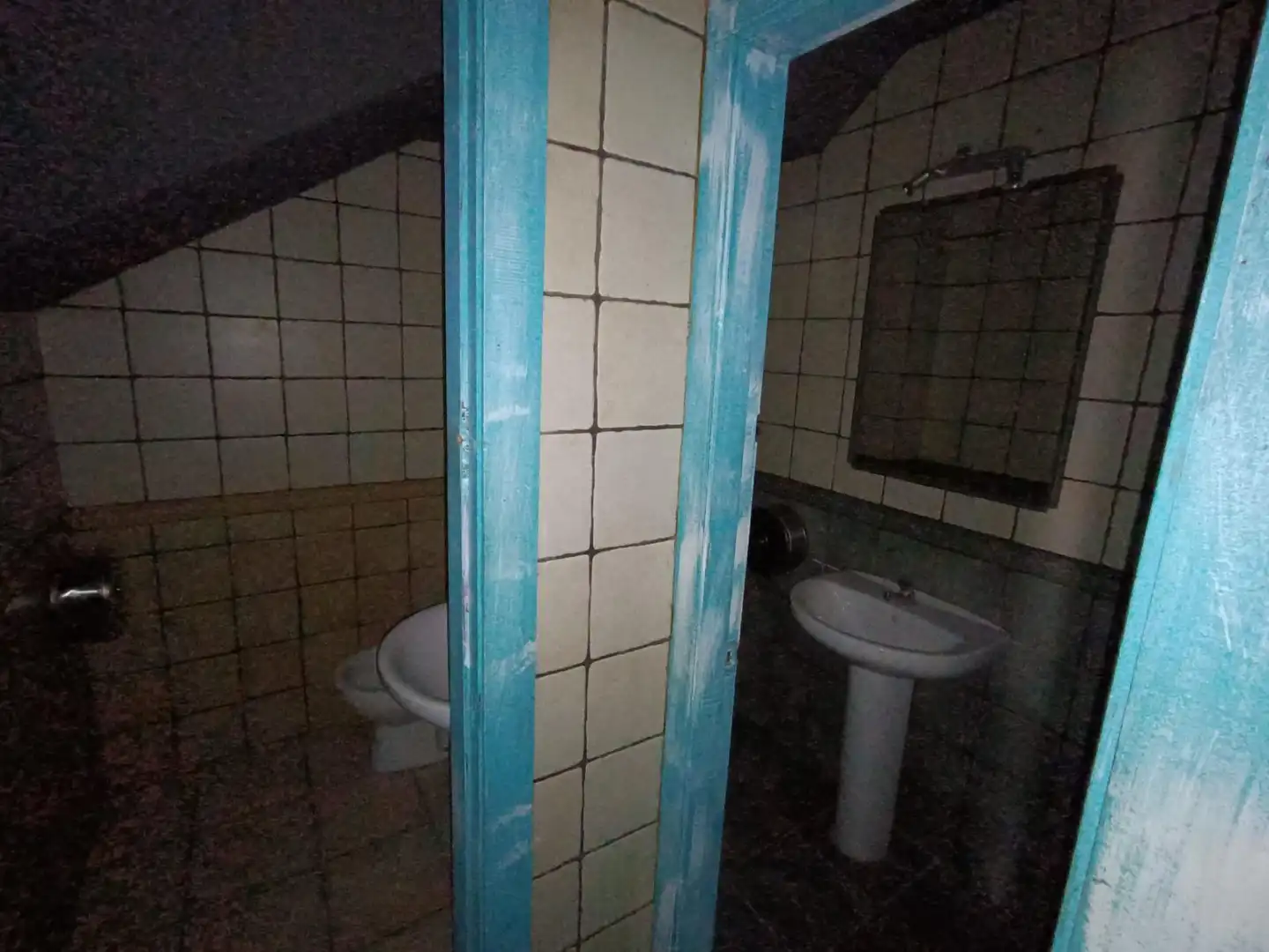 Baño de Piso en venta en Torrelavega  con Terraza y Amueblado