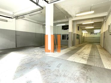 Local comercial en venda a Rúa Rianxo 11
