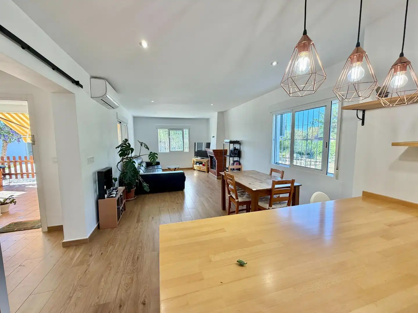 Sala de estar de Casa o chalet en venta en Elche / Elx con Aire acondicionado, Jardín privado y Terraza