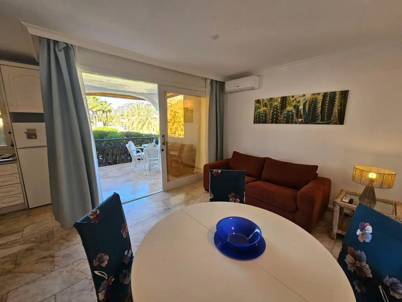 Living room of Ground floor for rent in Mogán  with Air Conditioner, Terrace and Furnished