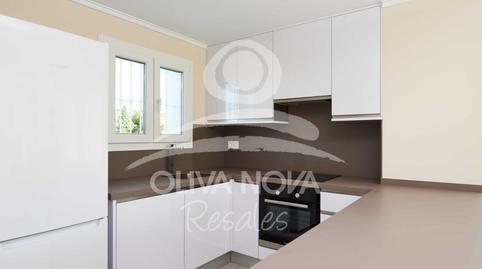 Foto 5 de Casa adosada en venda a Calle Vermeer, Oliva Nova, Valencia