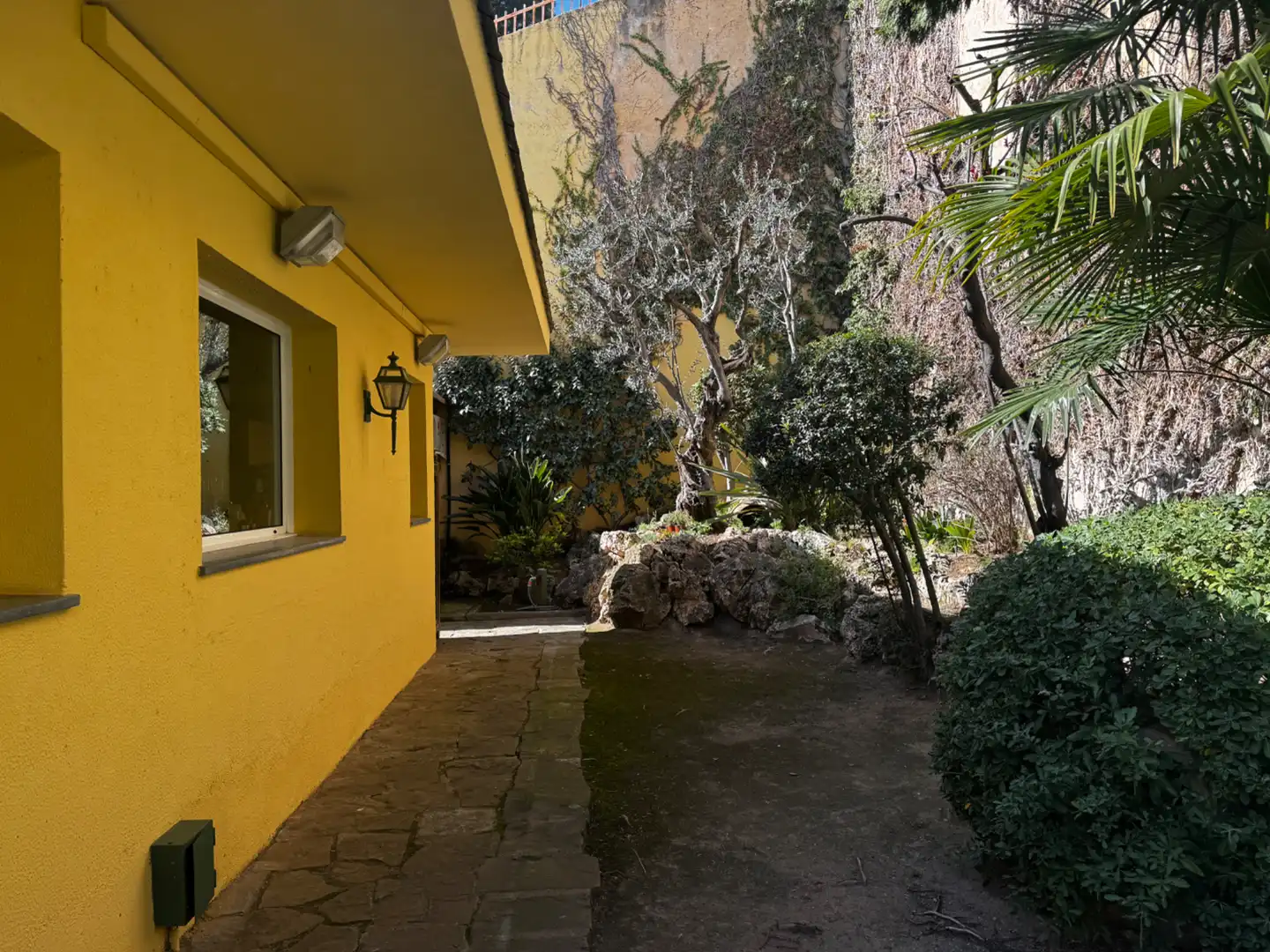 Jardín de Casa o chalet en venta en Badalona con Aire acondicionado, Calefacción y Jardín privado