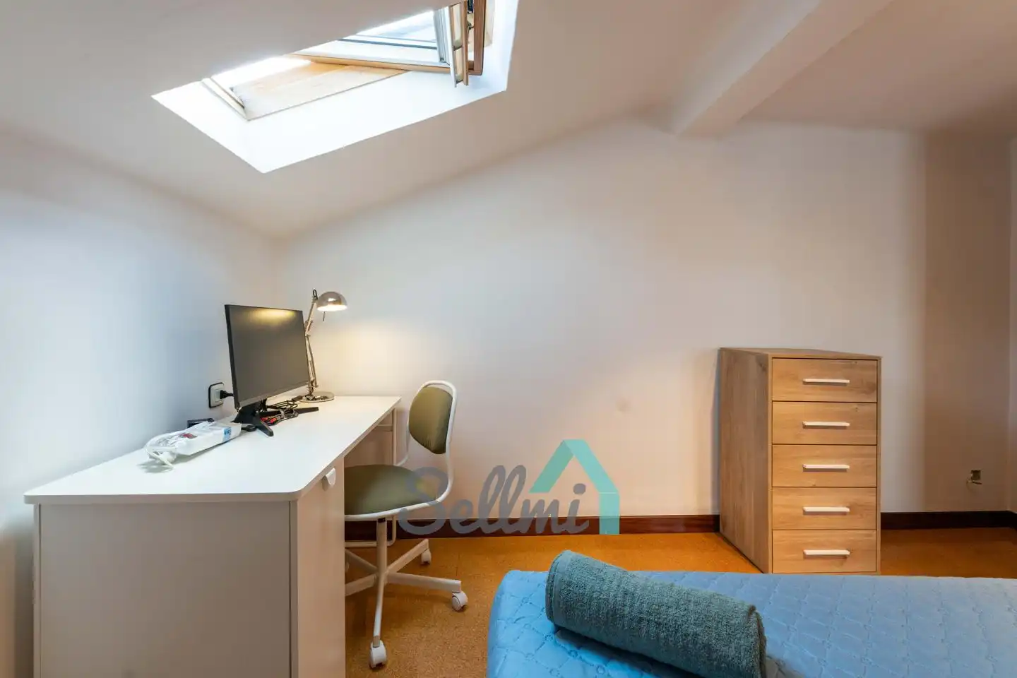 Flat for rent in De Gloria Fuertes, Masip