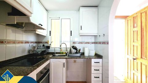 Apartamento con piscina comunitaria, en la provincia de Alicante, en la ciudad de Torrevieja. 2 habitaciones | 60 m² | 1 kilómetro, imatge 4