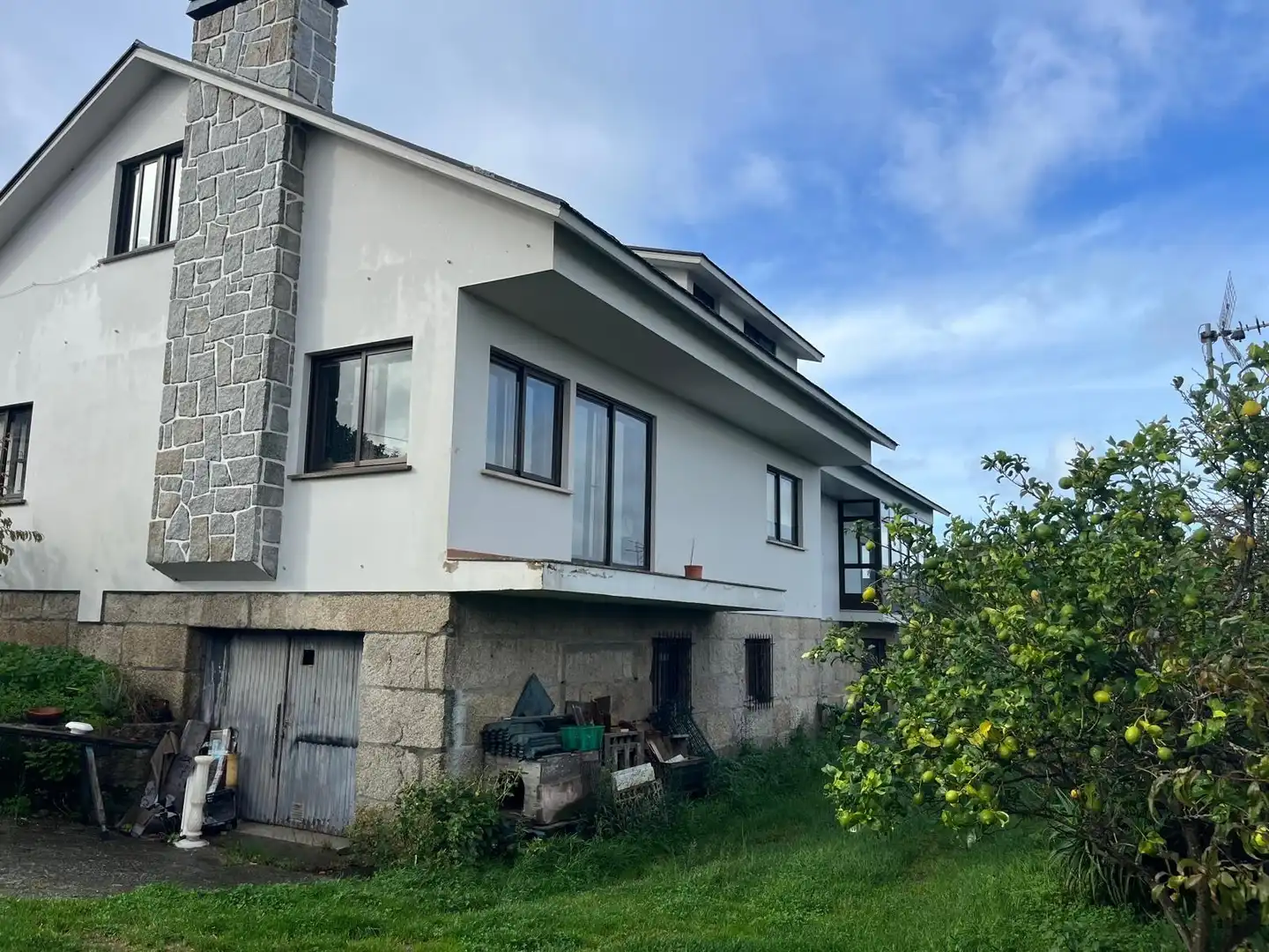 Exterior view of Houses for sale in O Grove  