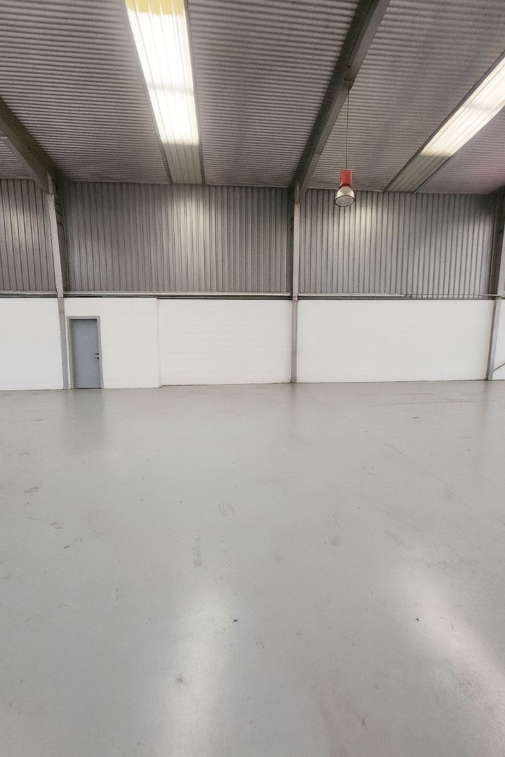 Nau industrial de lloguer a Sant Esteve Sesrovires