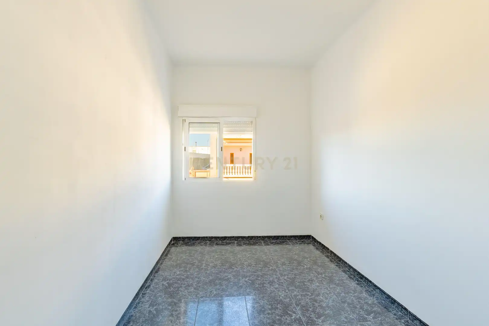 Terraza de Piso en venta en Sollana con Balcón