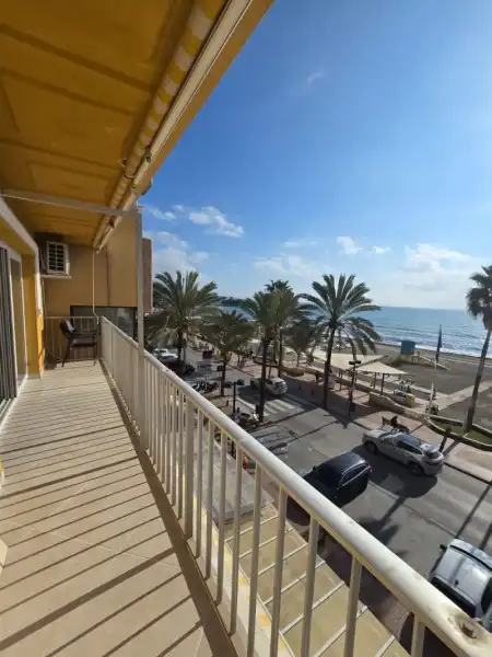 Piso en venta en Playa de los Boliches