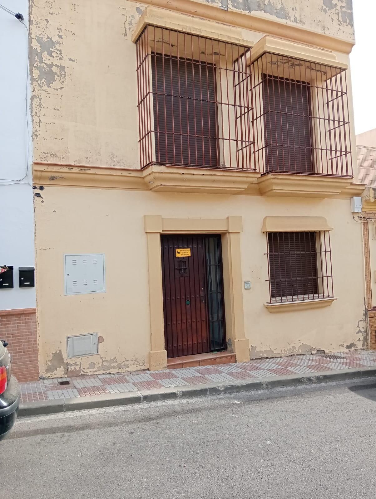 Exterior view of House or chalet for sale in Tomares