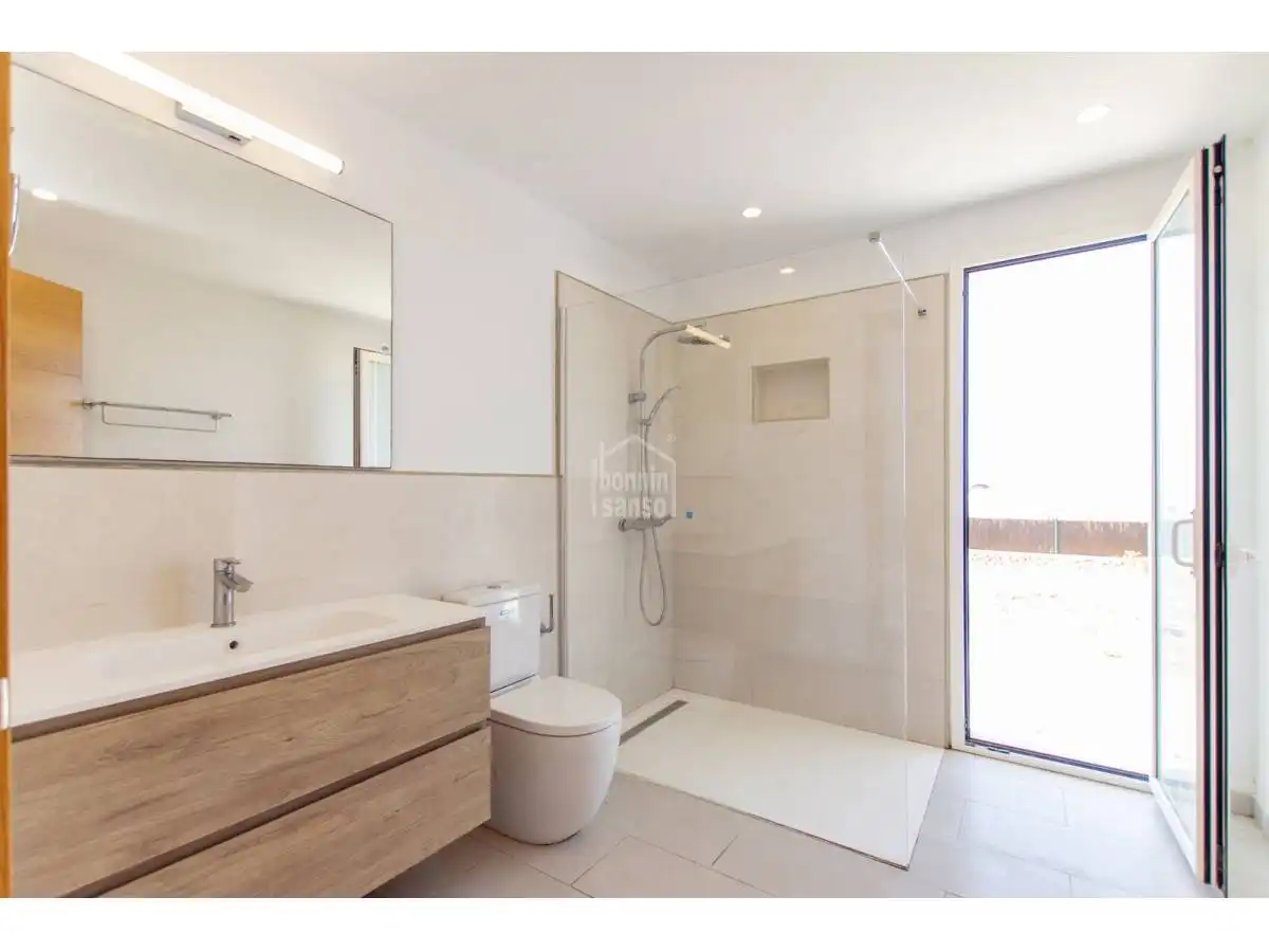 Bathroom of Houses for sale in Sant Lluís  with Private garden, Terrace and Swimming Pool