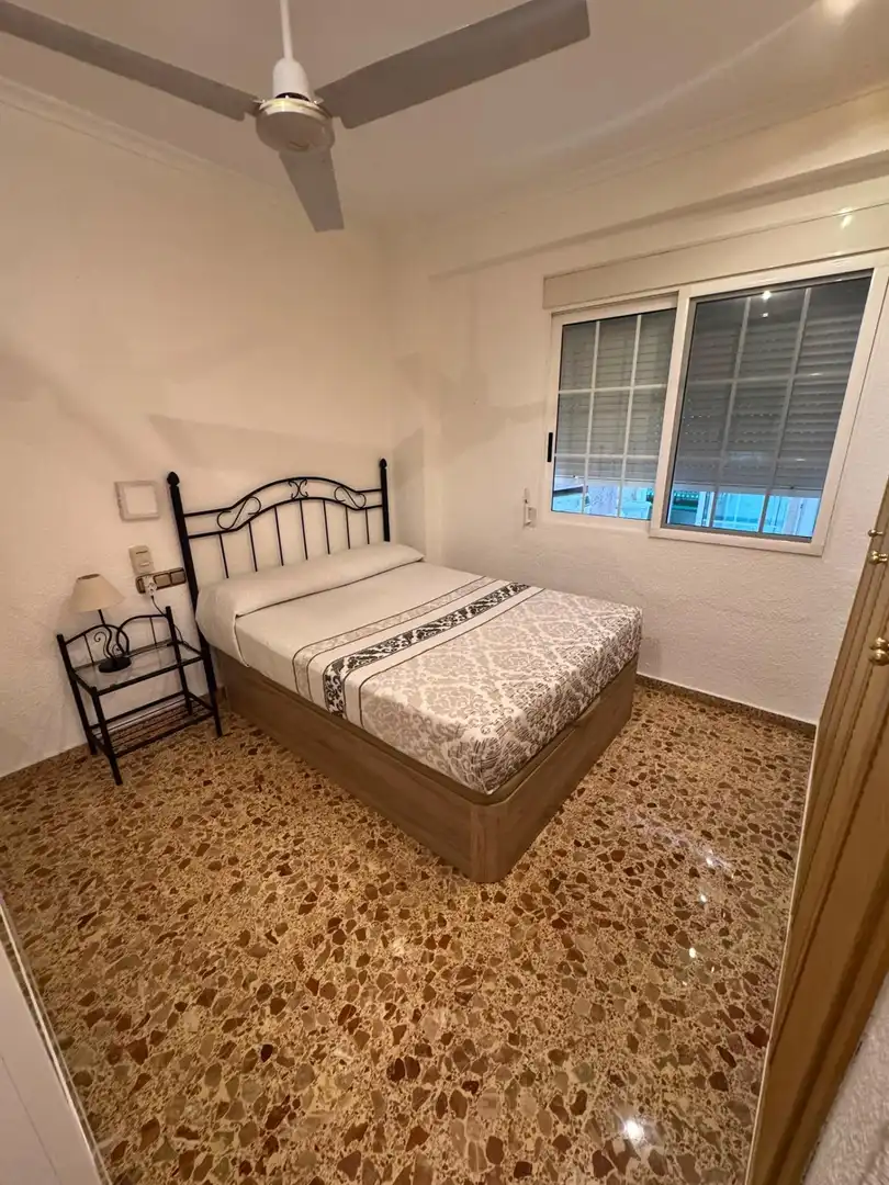 Bedroom of Flat for sale in Torrent  with Air Conditioner, Terrace and Furnished