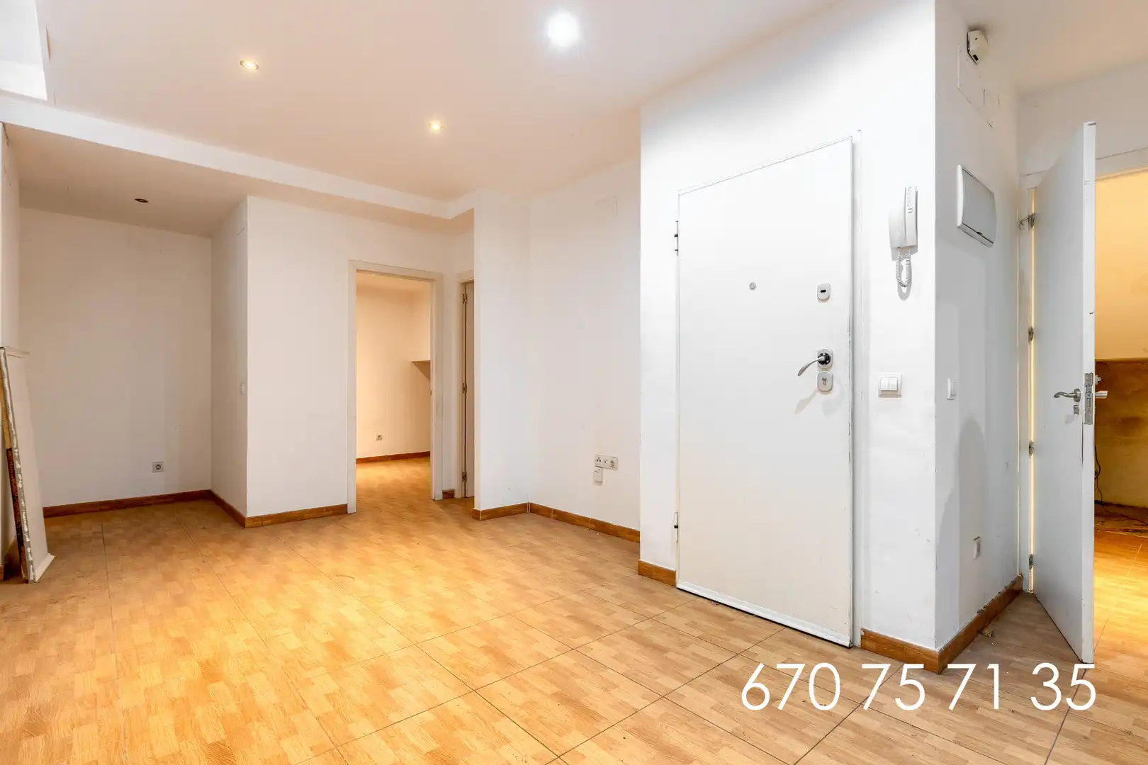 Local en venda en Madrid amb Calefacció, Parquet i Terrassa