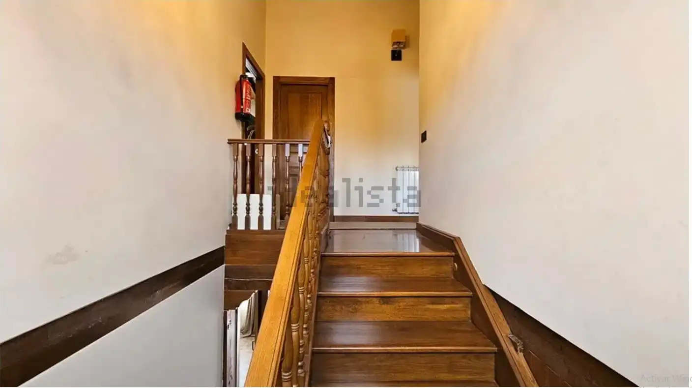 Finca rústica en venta en Medina de Pomar con Calefacción, Terraza y Trastero