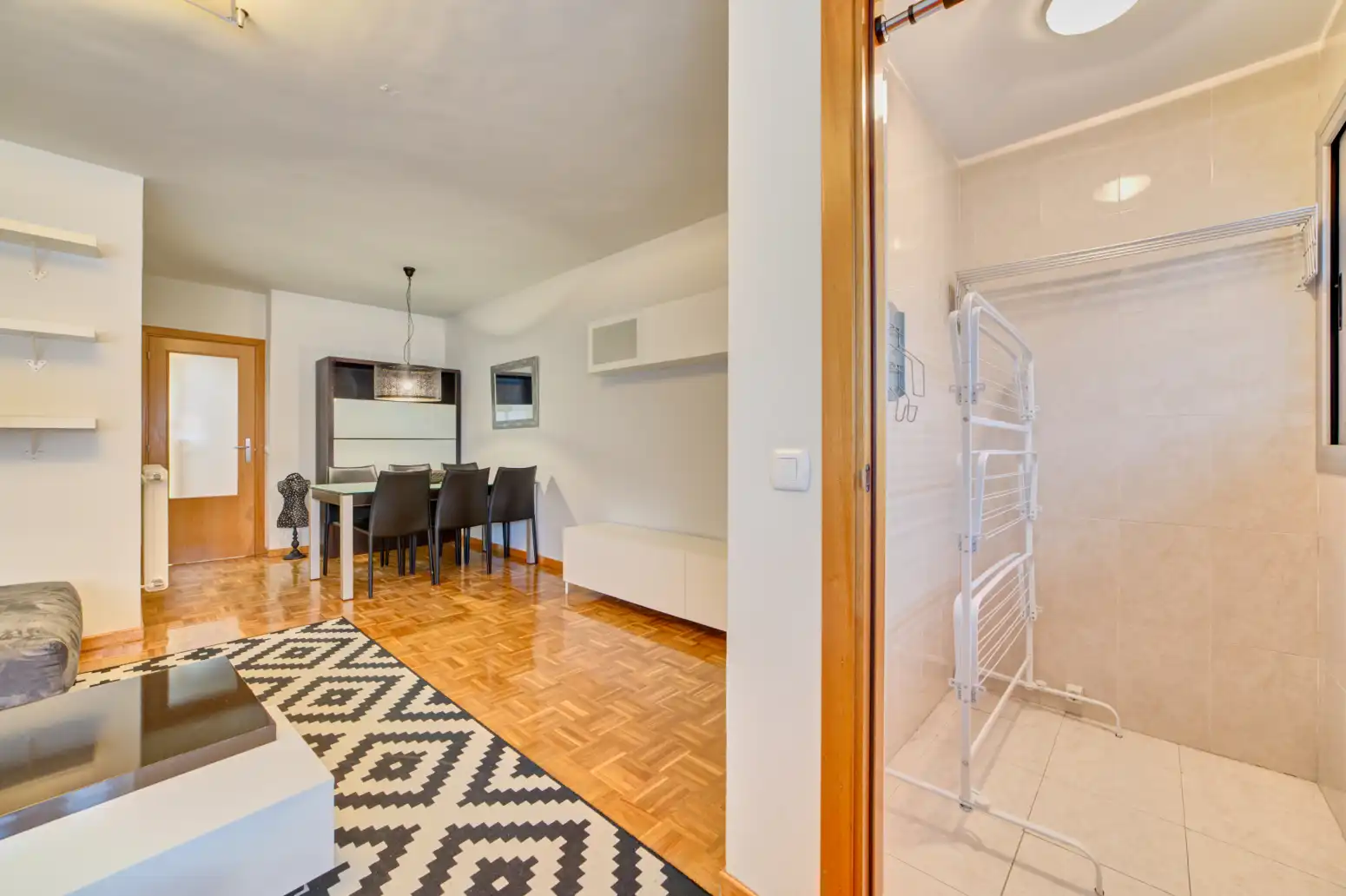 Piso de alquiler en  Pamplona / Iruña con Calefacción, Parquet y Trastero