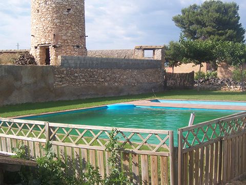 Edifici en venda a Carrer de Móra, Benissanet