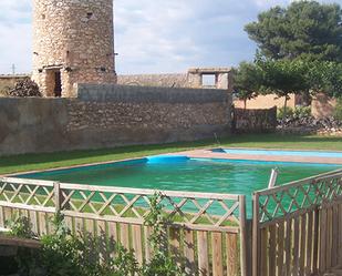 Piscina de Edifici en venda en Benissanet