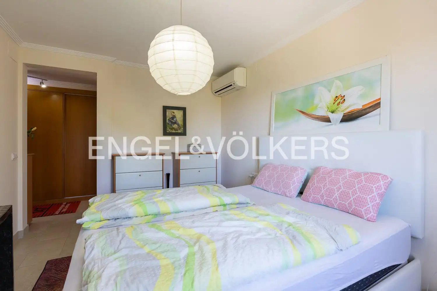 Habitación de Casa o chalet en venta en Dénia con Calefacción y Jardín privado