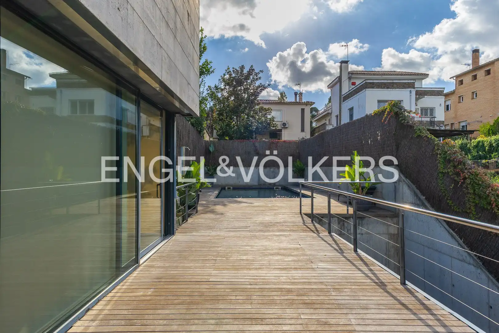 Terrace of Houses for sale in Sant Cugat del Vallès  with Air Conditioner, Heating and Private garden