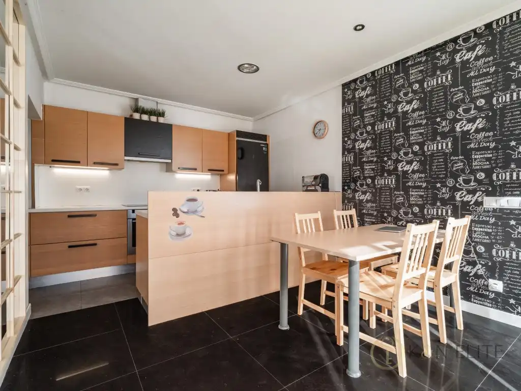 Detached house with pool for sale in Calle Castillo De Berlanga, imagen 33